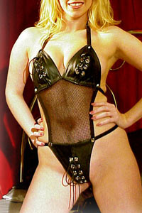 Strappy Lace-up Leather & Mesh Body 